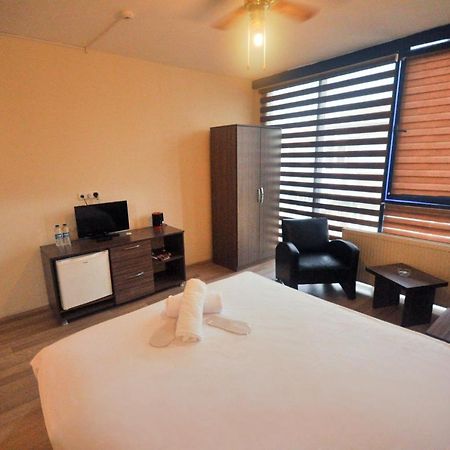 Blue Hotel Istanbul Bagian luar foto