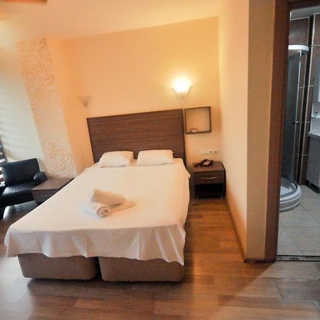 Blue Hotel Istanbul Bagian luar foto