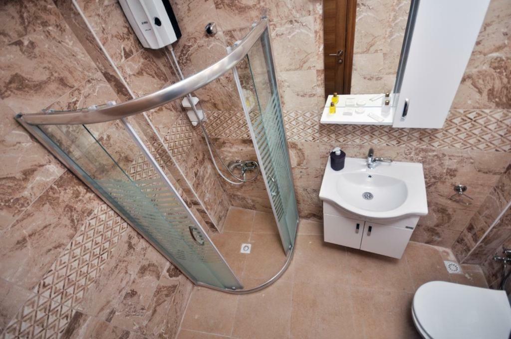 Blue Hotel Istanbul Bagian luar foto